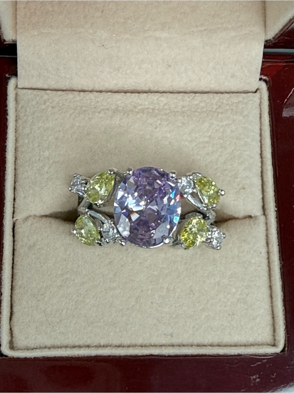 Sterling silver Cocktail ring 925 size 7 oval and pear shaped statement bold